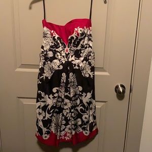 White House Black Market Strapless Dress size 0